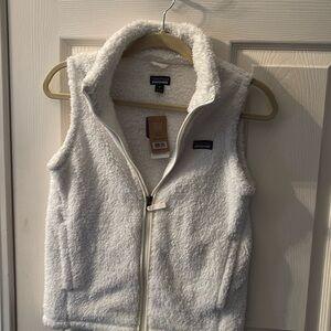 NWT Patagonia Girls White Los Gatos Vest